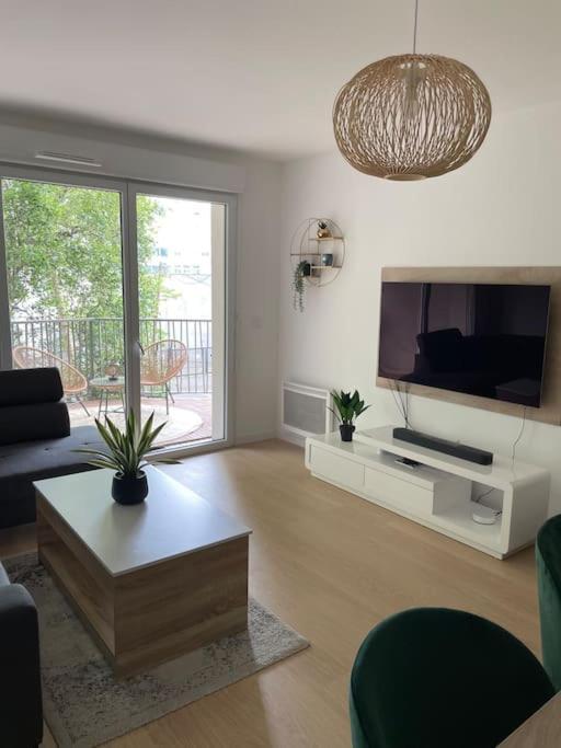 Superbe Appartement En Residence Avec Parking Λε Μανς Εξωτερικό φωτογραφία